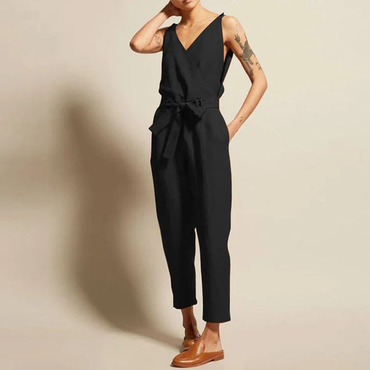 Flattering sleeveless jumpsuit with drawstring waist. Made of breathable cotton-linen for summer comfort. Available in standard & plus sizes